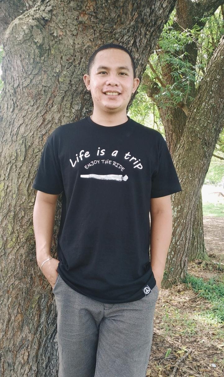 Hippies Philippines T shirt - Enjoy the ride (Black)