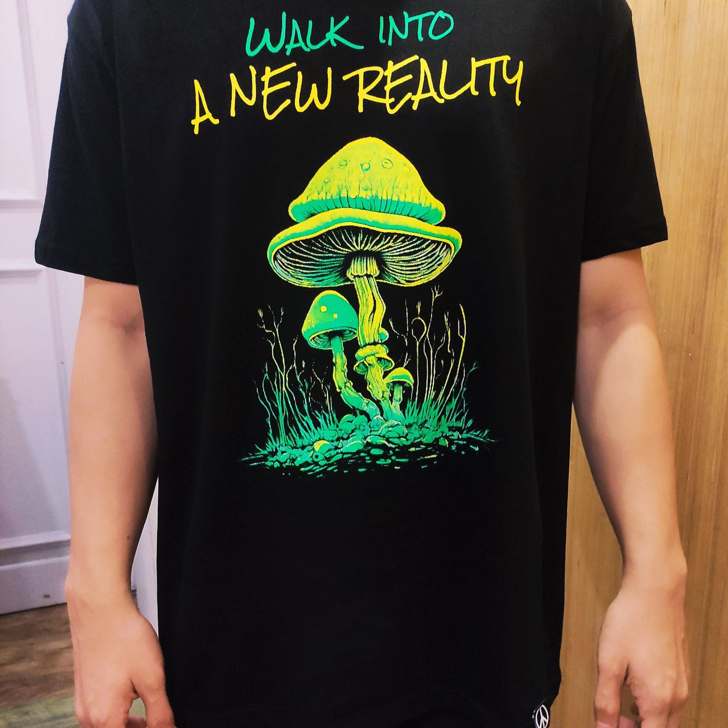 Hippies Philippines T shirt -  New Reality
