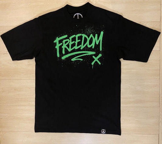 Spray Freedom Oversized Version in Black