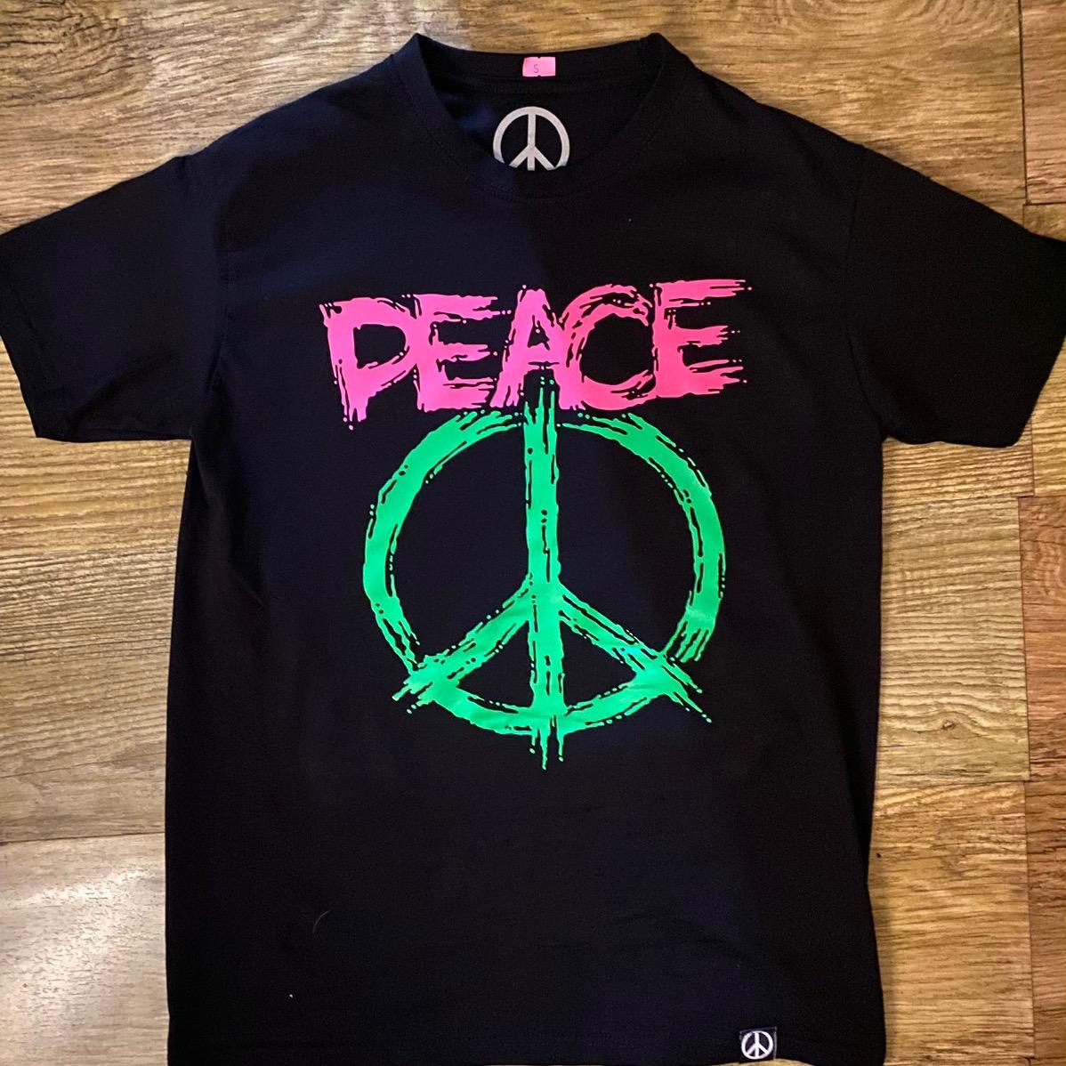 Hippies Philippines T shirt - All about PEACE