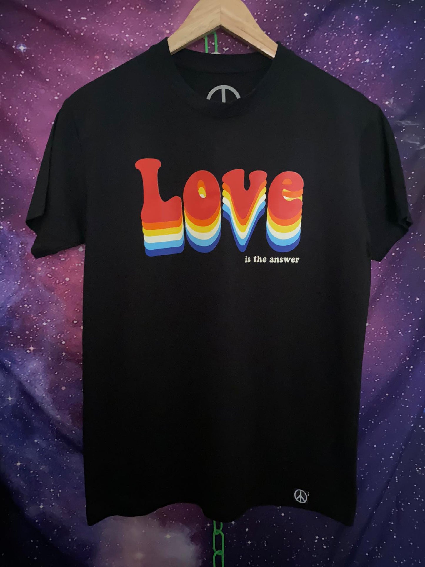 Hippies Philippines T shirt -  LOVE is the answer