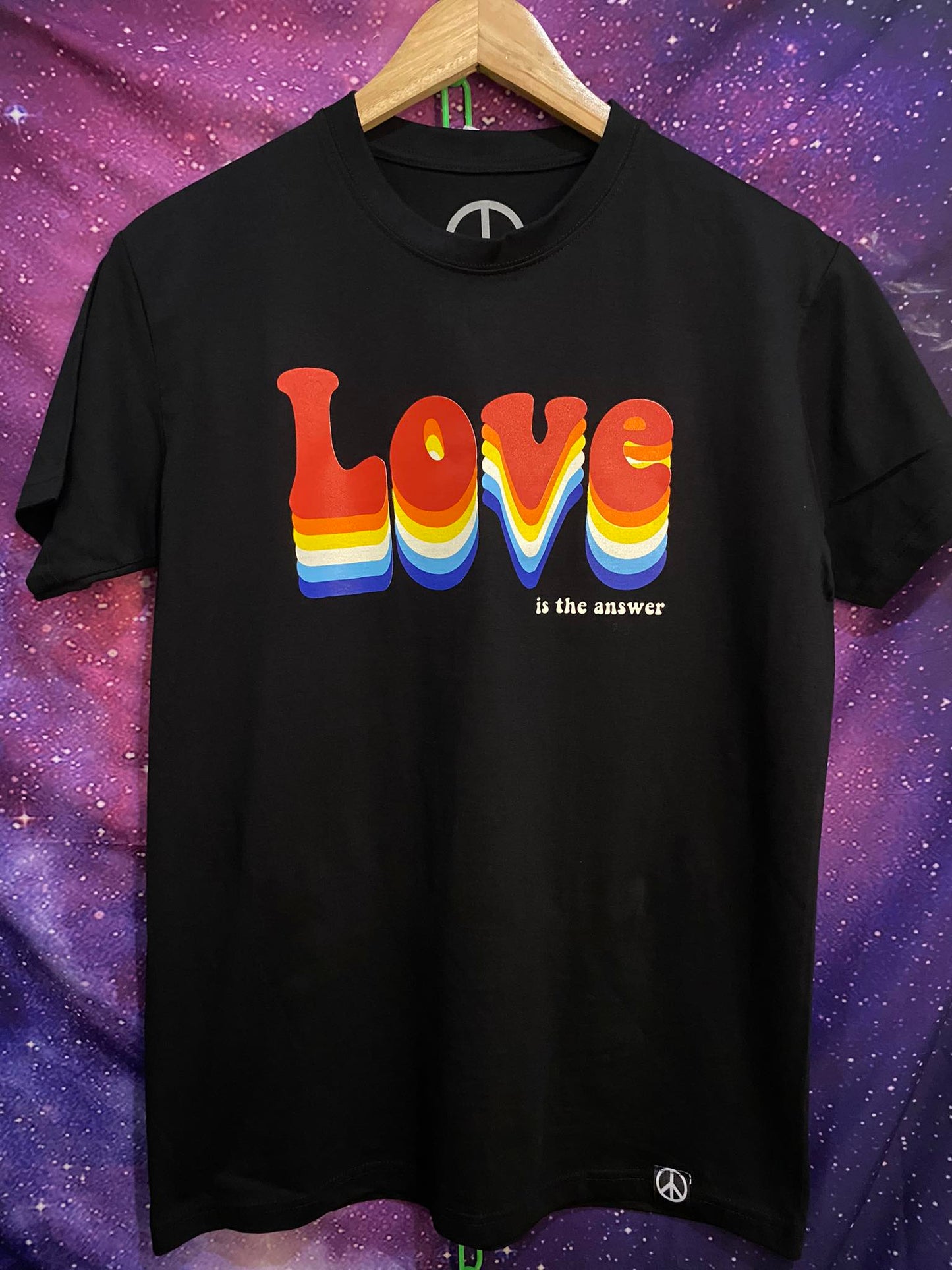 Hippies Philippines T shirt -  LOVE is the answer